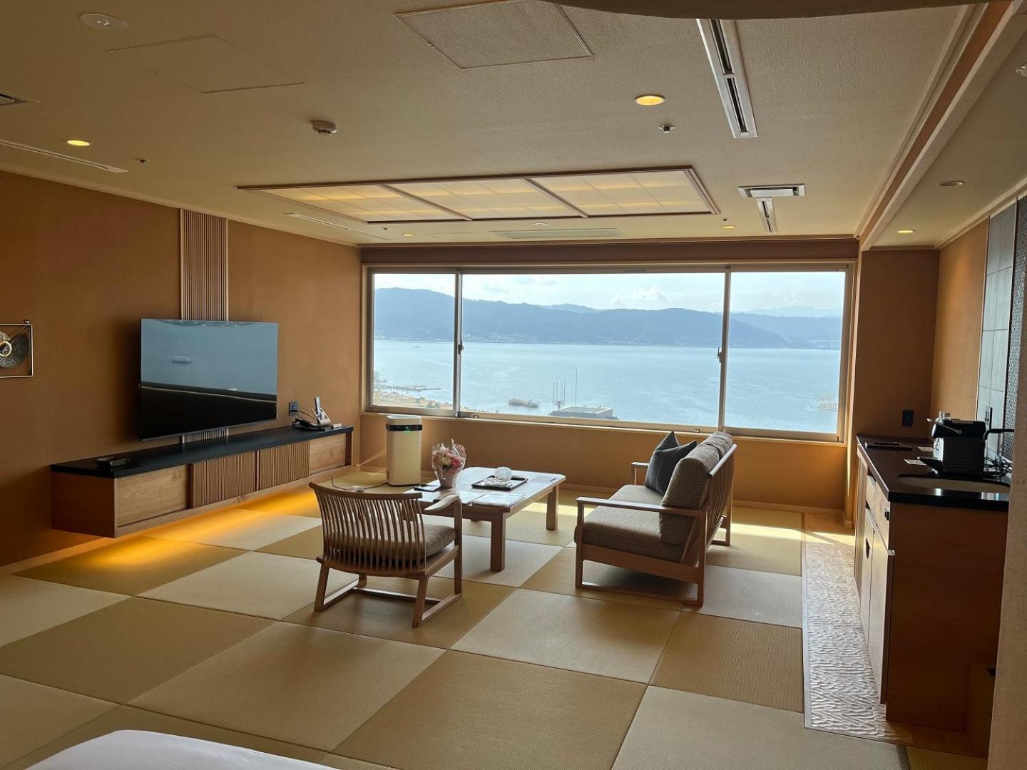 Hamanoyu Hotel Suwa  Exterior photo